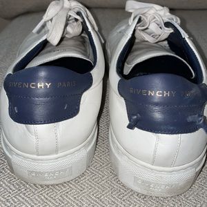 Givenchy Mens Low sneaker size 42
